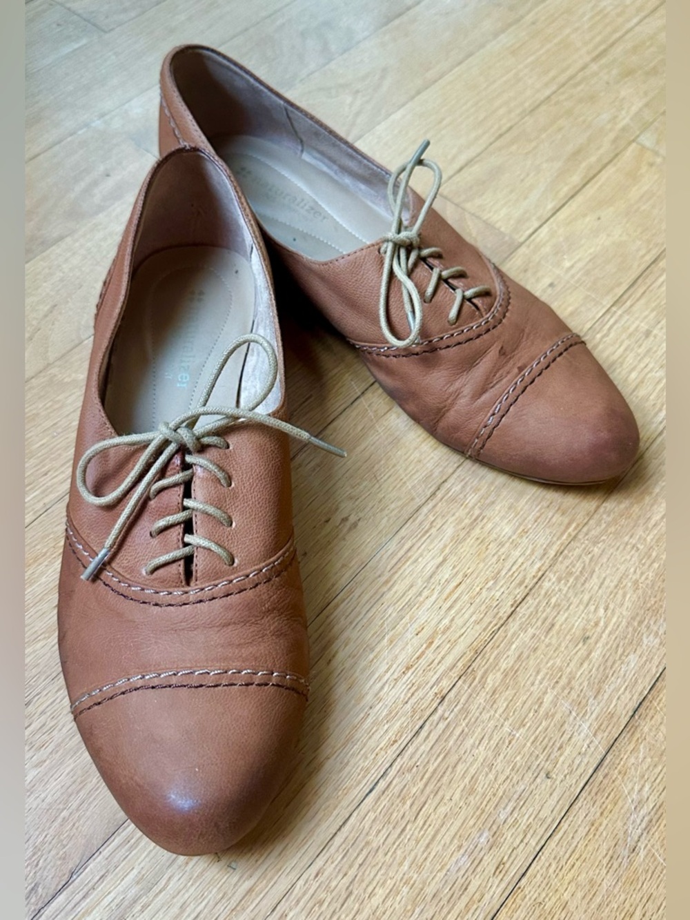 Naturalizer Genuine Leather Lace-Up Oxford Loafers - Picture 3 of 8
